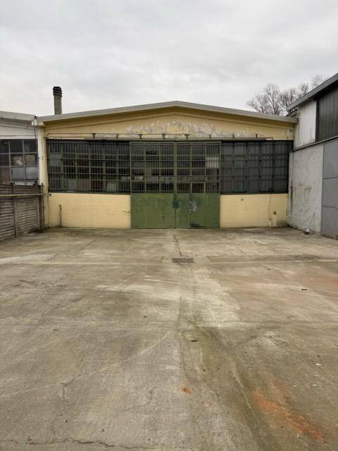 ufficio in affitto a Pieve Emanuele in zona Fizzonasco