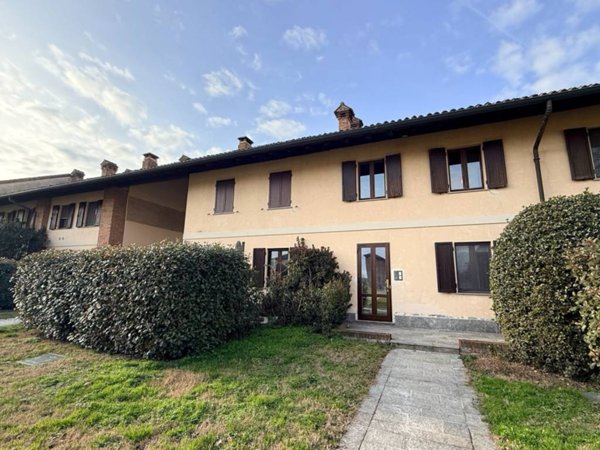 appartamento in affitto a Pieve Emanuele in zona Tolcinasco