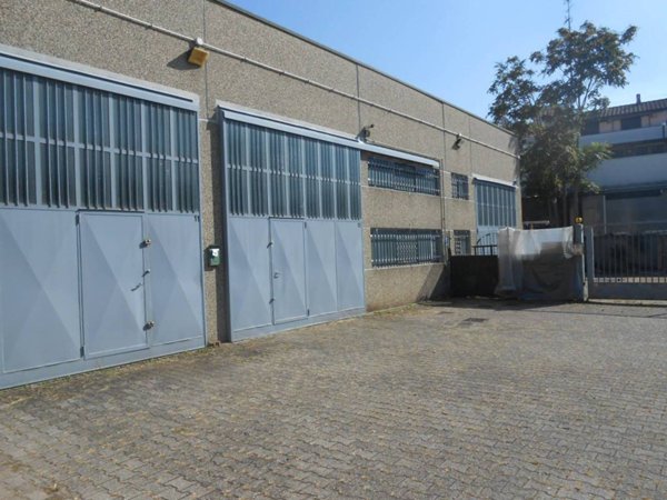 ufficio in affitto a Pieve Emanuele in zona Fizzonasco