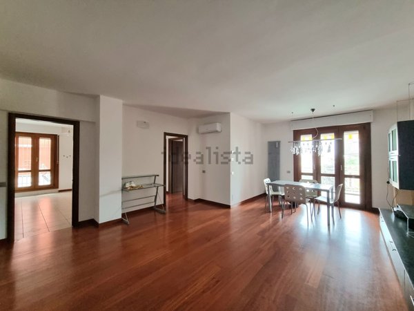 appartamento in affitto a Pieve Emanuele in zona Fizzonasco