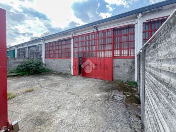 capannone in affitto a Pieve Emanuele in zona Fizzonasco