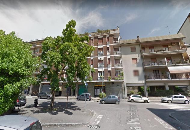 negozio in affitto a Pioltello