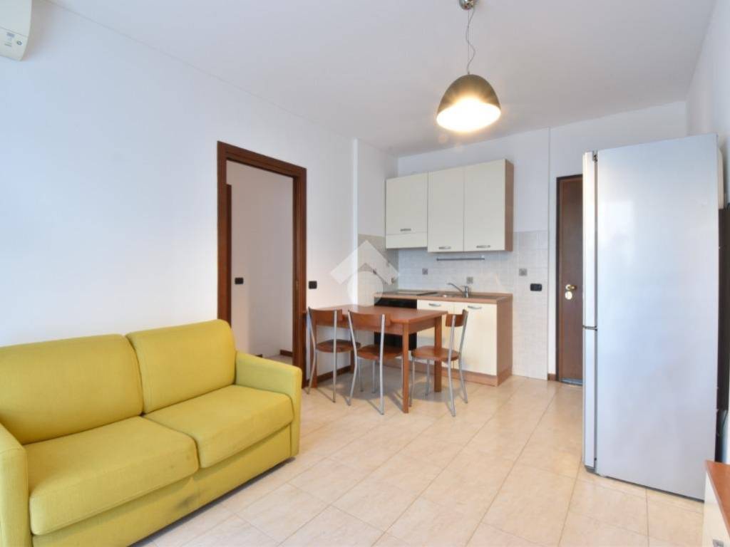 appartamento in affitto a Pioltello in zona Seggiano
