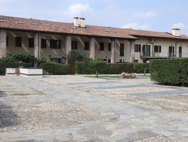 appartamento in affitto a Pioltello in zona Rugacesio