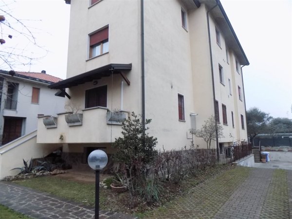 appartamento in affitto a Pioltello in zona Seggiano