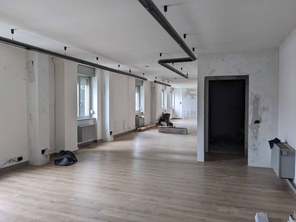 ufficio in affitto a Pogliano Milanese