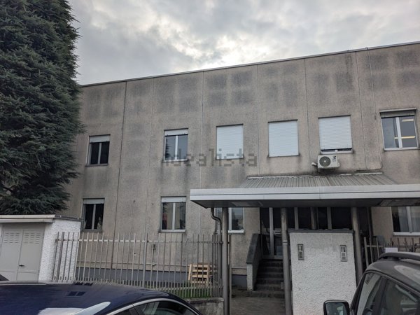ufficio in affitto a Pogliano Milanese