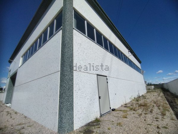 capannone in affitto a Pogliano Milanese