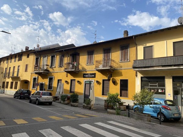 locale commerciale in affitto a Pogliano Milanese