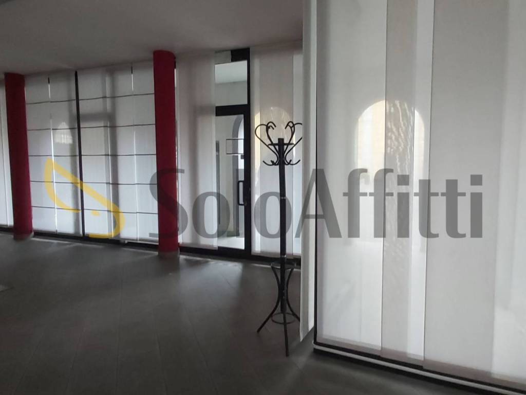 negozio in affitto a Pozzuolo Martesana