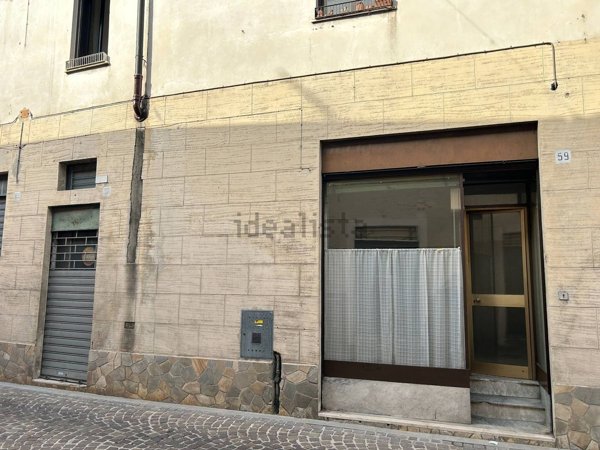 negozio in affitto a Pregnana Milanese