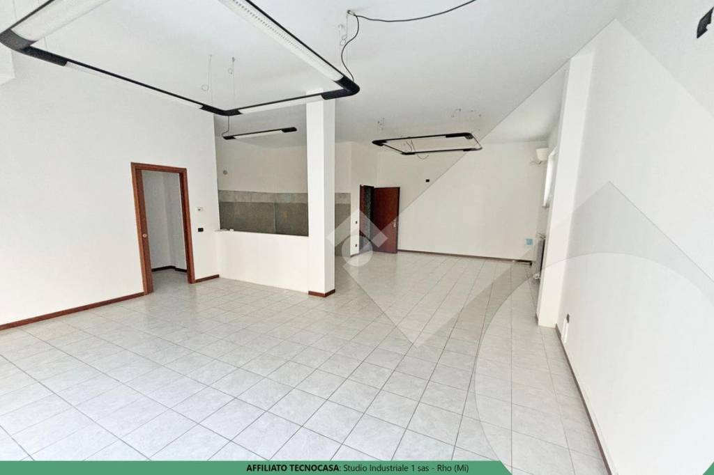 negozio in affitto a Pregnana Milanese
