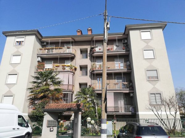 appartamento in affitto a Pregnana Milanese