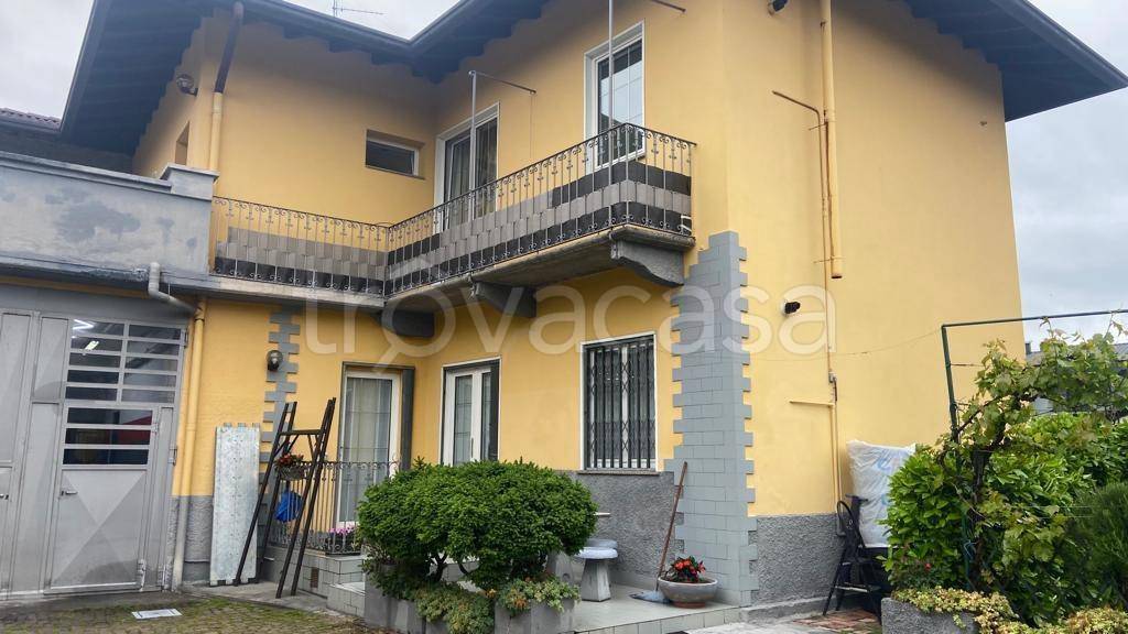 appartamento in affitto a Rescaldina