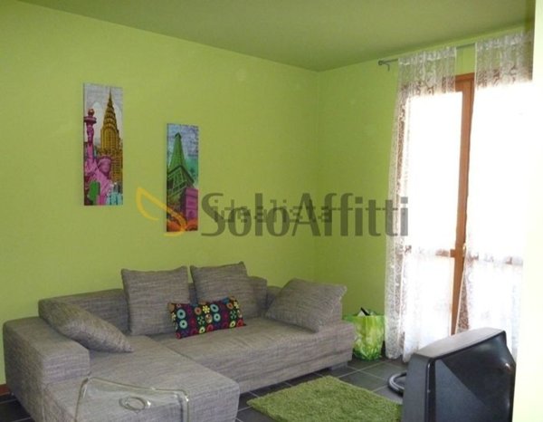 appartamento in affitto a Rescaldina in zona Rescalda