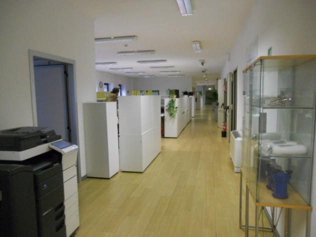 ufficio in affitto a Rho in zona Mazzo