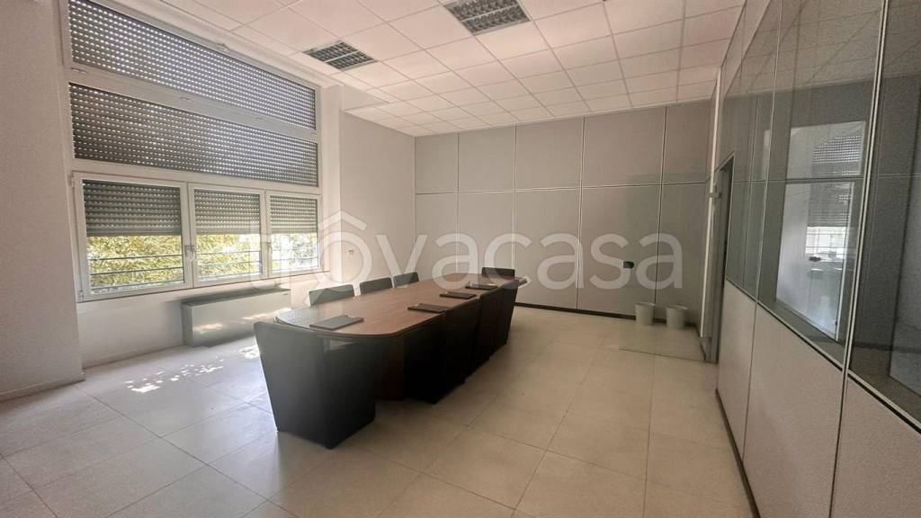 ufficio in affitto a Rho