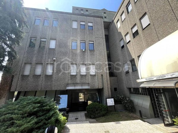 ufficio in affitto a Rho in zona Mazzo