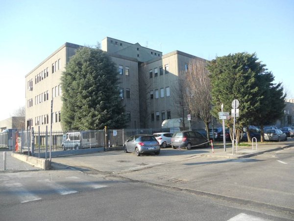 ufficio in affitto a Rho in zona Mazzo