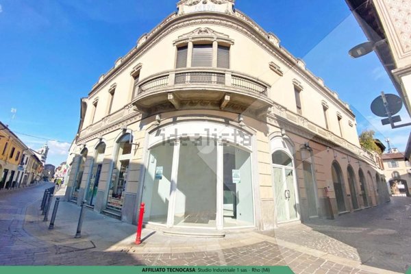 negozio in affitto a Rho