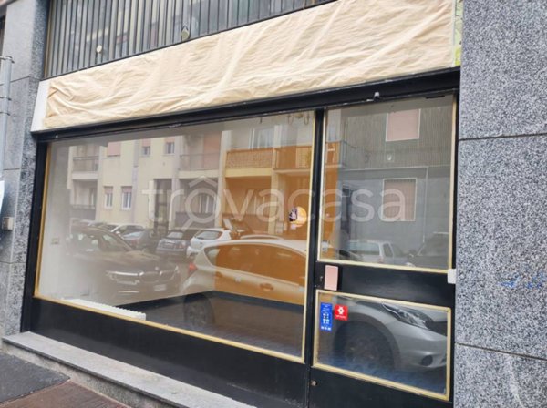 negozio in affitto a Rho