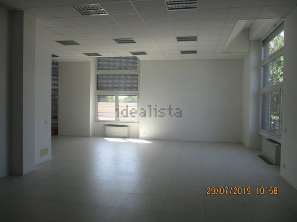 ufficio in affitto a Rho