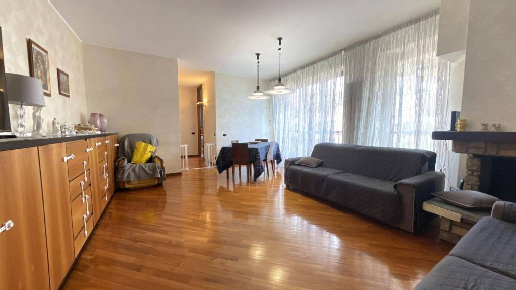 appartamento in affitto a Rho