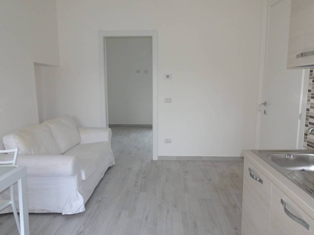 appartamento in affitto a Rho in zona Ghisolfa