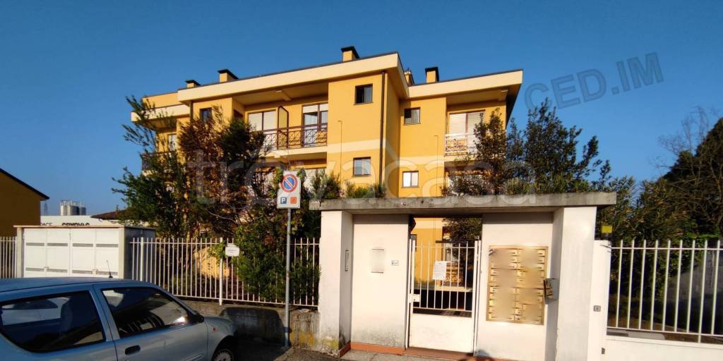 appartamento in affitto a Rho in zona Passirana