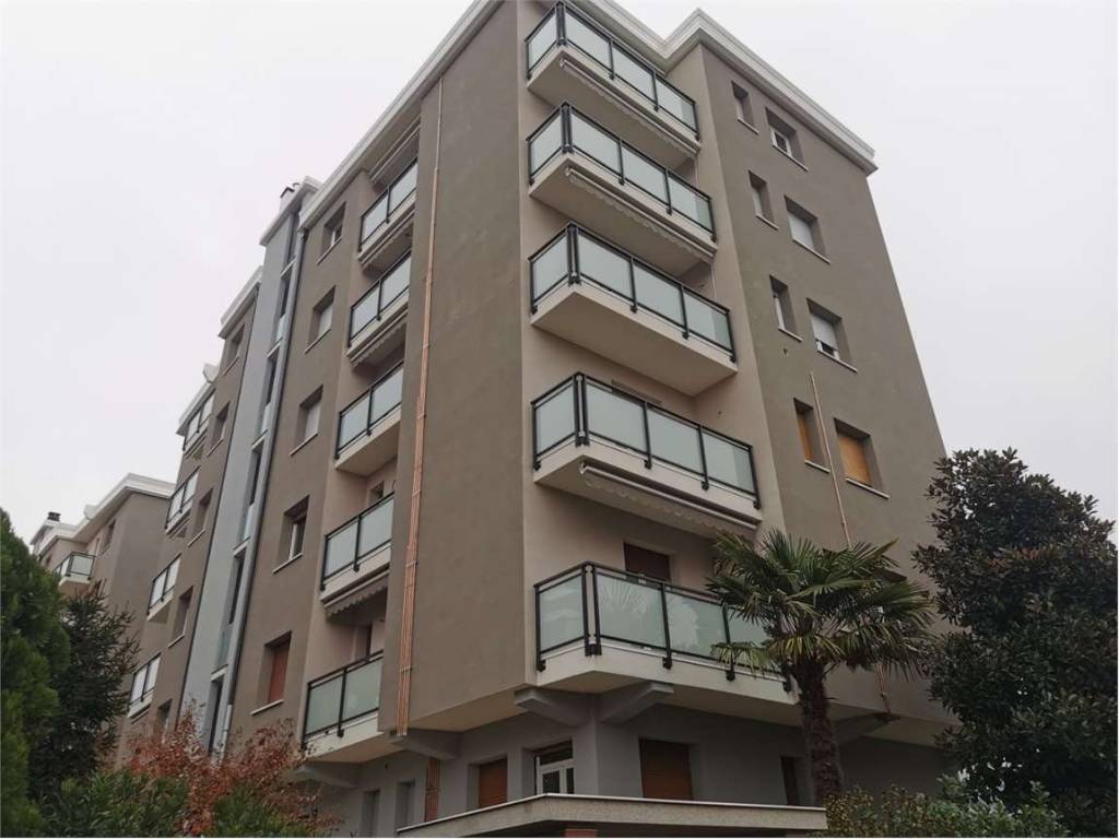 appartamento in affitto a Rho