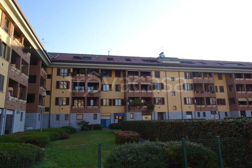 appartamento in affitto a Rho