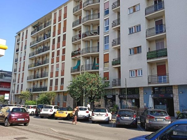 appartamento in affitto a Rho