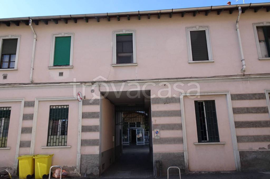 appartamento in affitto a Rho in zona Terrazzano