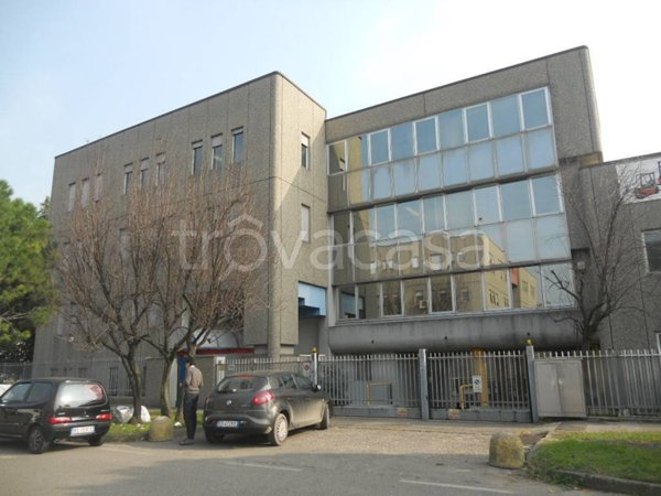 ufficio in affitto a Rho in zona Mazzo