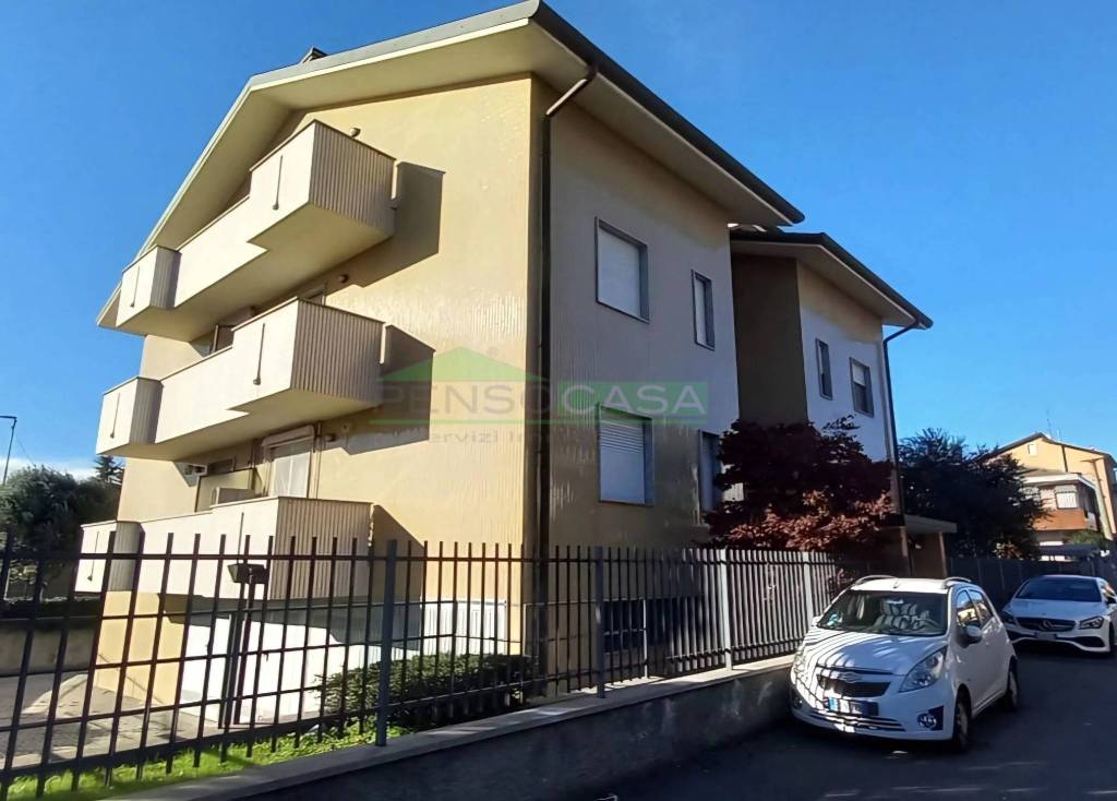 appartamento in affitto a Rho