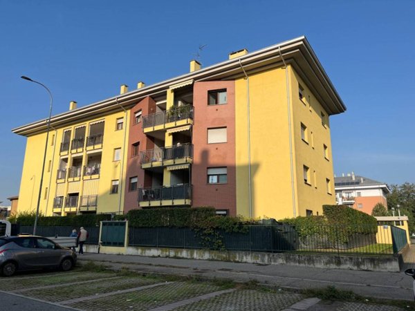 appartamento in affitto a Rho
