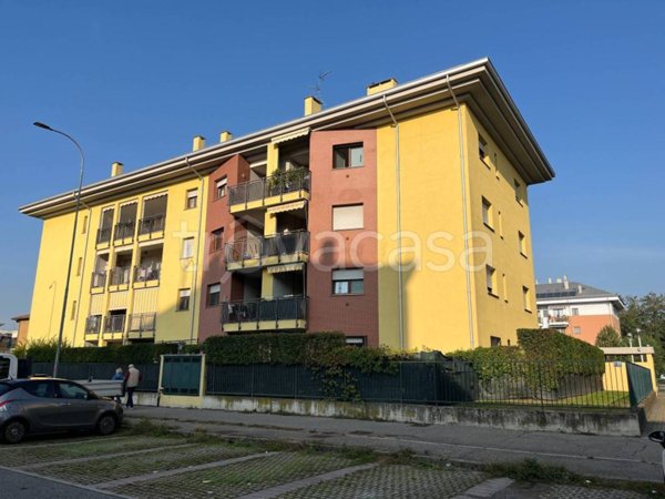appartamento in affitto a Rho