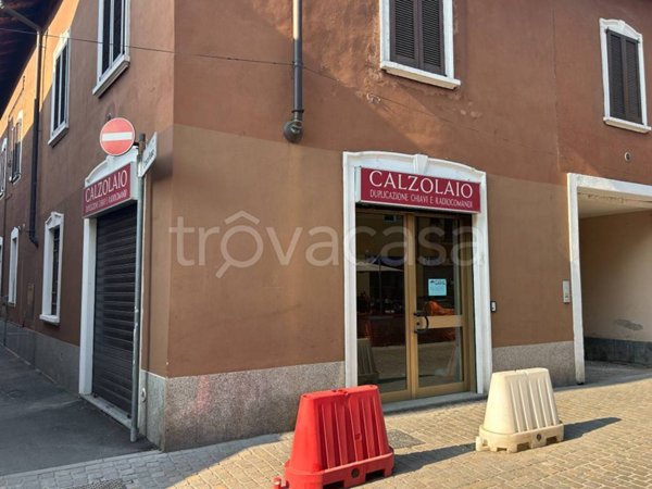 negozio in affitto a Rho