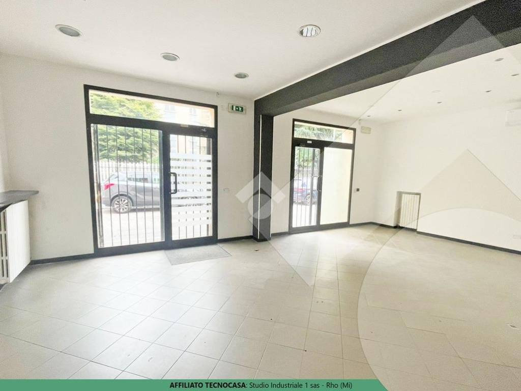 negozio in affitto a Rho