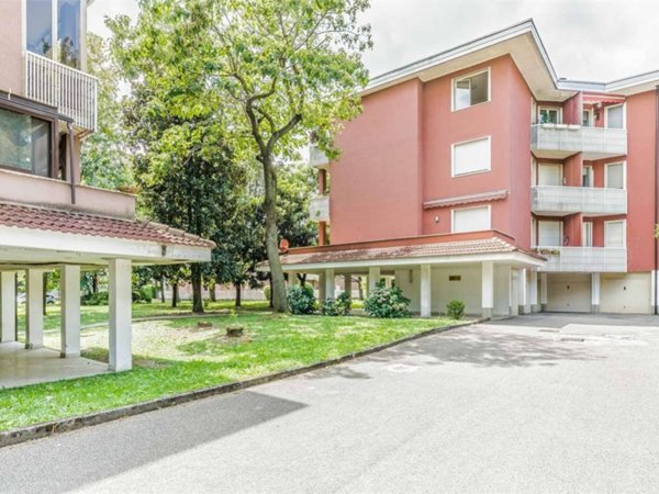 appartamento in affitto a Rho in zona Passirana