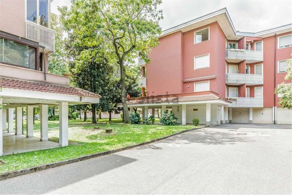 appartamento in affitto a Rho in zona Passirana