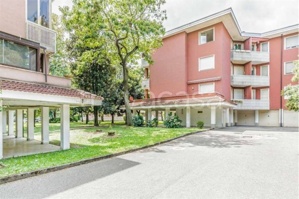 appartamento in affitto a Rho in zona Passirana