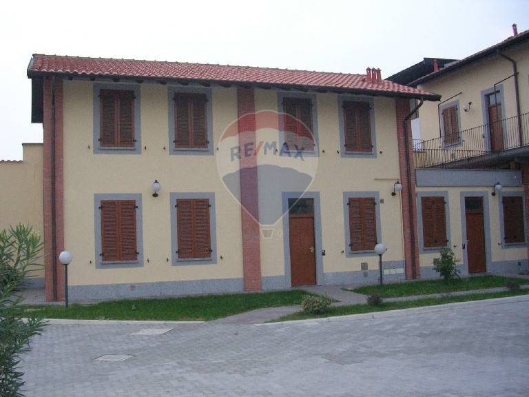 appartamento in affitto a Rho in zona Mazzo