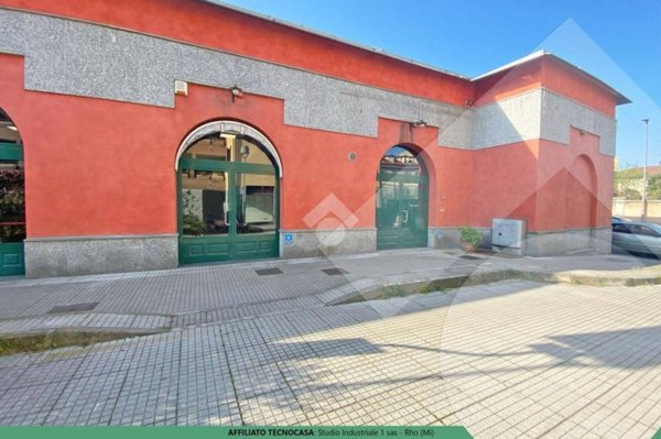 locale commerciale in affitto a Rho
