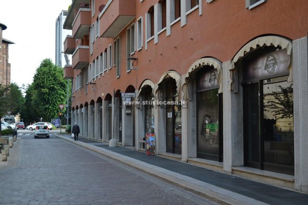 ufficio in affitto a Rho