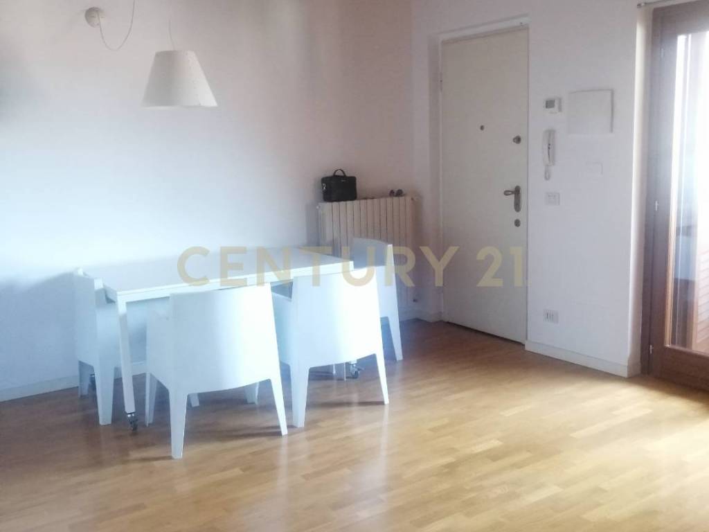 appartamento in affitto a Rho