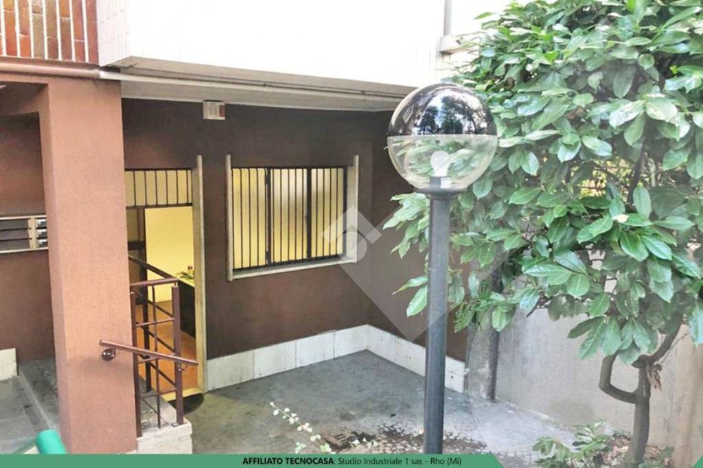 appartamento in affitto a Rho in zona Mazzo