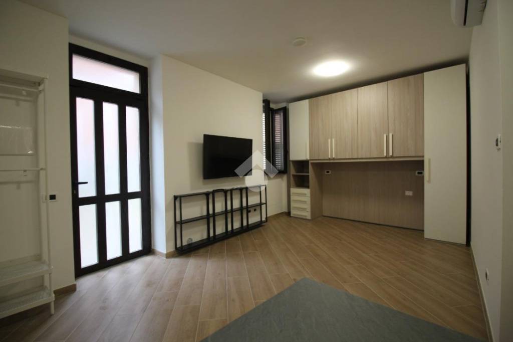 appartamento in affitto a Rho in zona Terrazzano