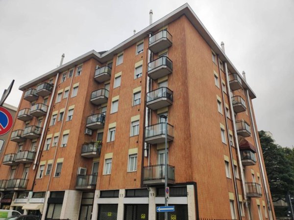 appartamento in affitto a Rho