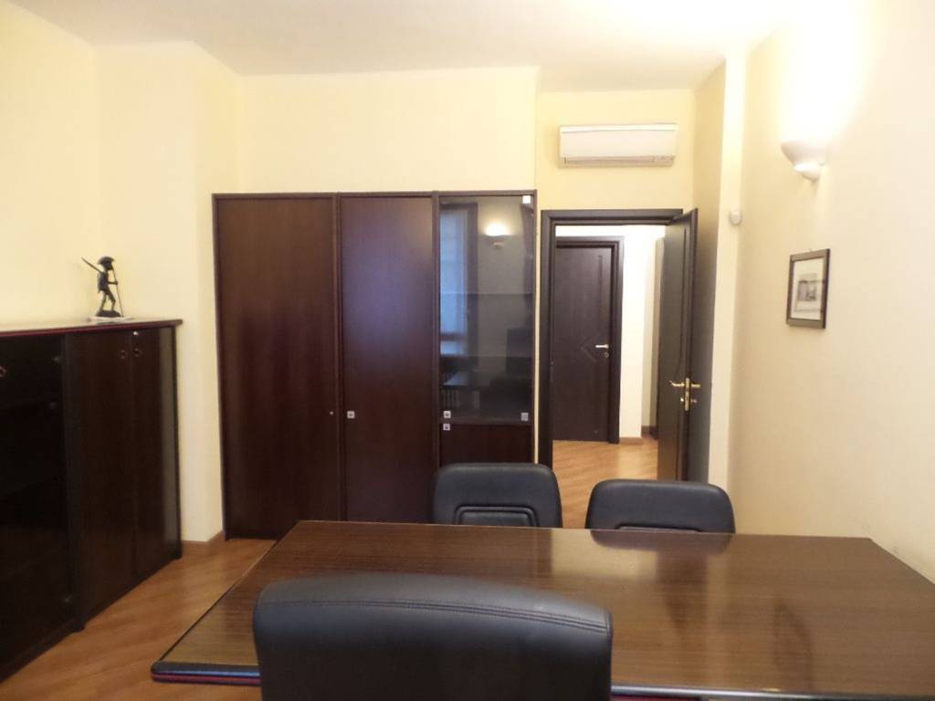 ufficio in affitto a Rho